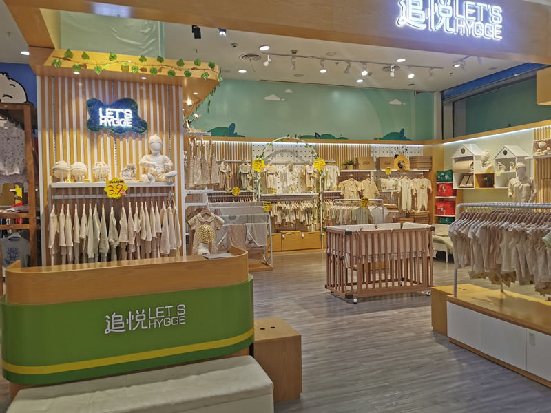 店鋪展柜設(shè)計(jì)：打造視覺焦點(diǎn)與商品魅力的完美結(jié)合